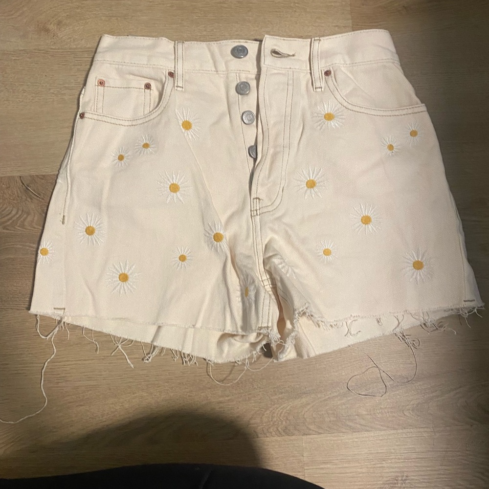 Sunflower Summer Shorts 🌻